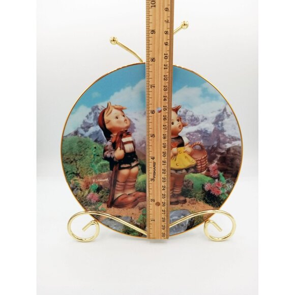 MJ Hummel Little Explorers Plate Little Companions Limited Edition 1989 8 Inch - Picture 2 of 10